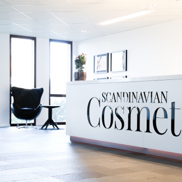 Scandinavian Cosmetics kontor entre och receptionsdisk