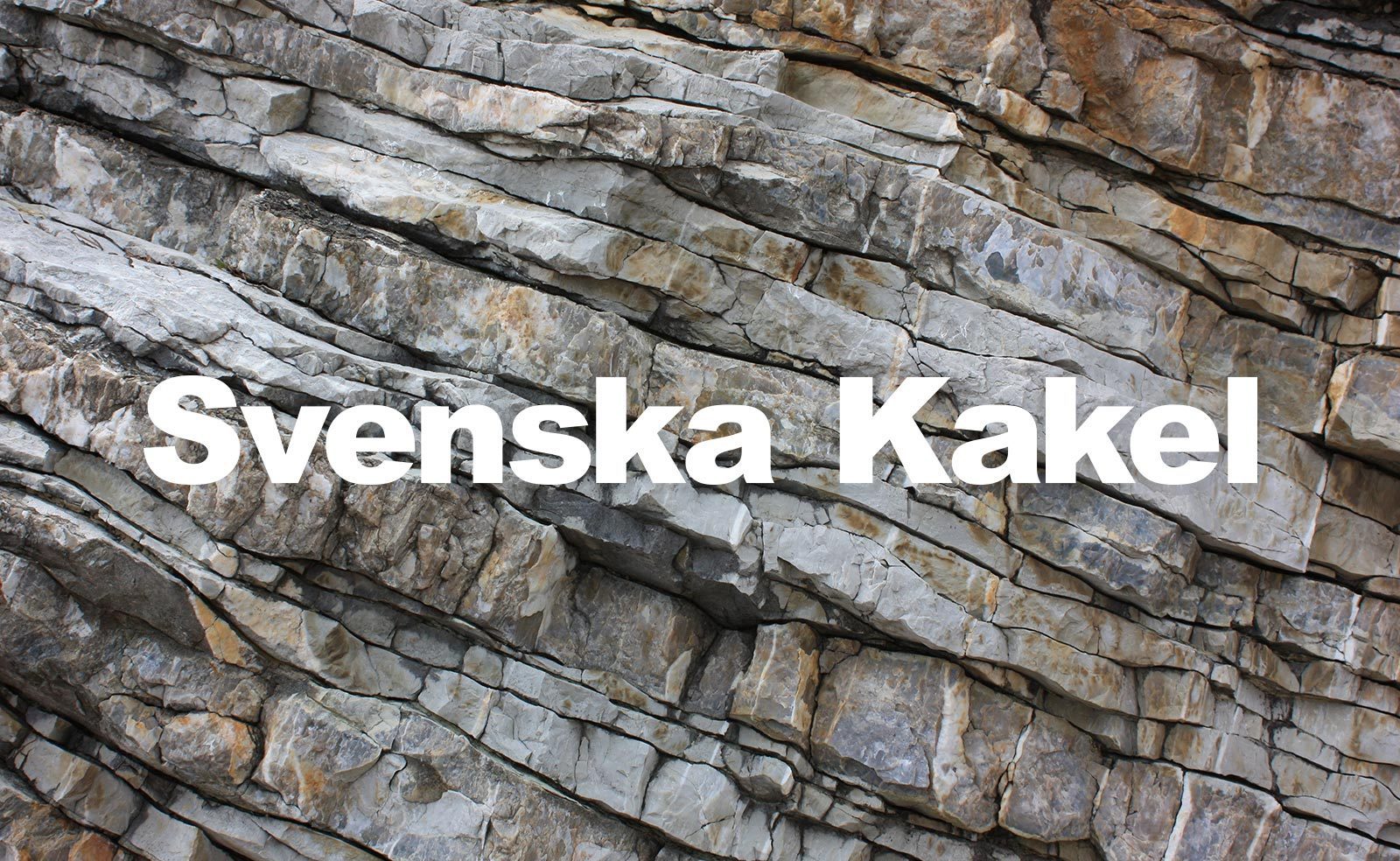 Svenska Kakel - Varumärke - Logotyp mot berg